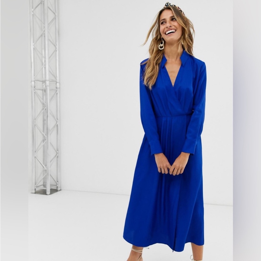 & Other Stories Open Collar V Neck Long Sleeve Midi Dress in Bright Blue Size‎ 4